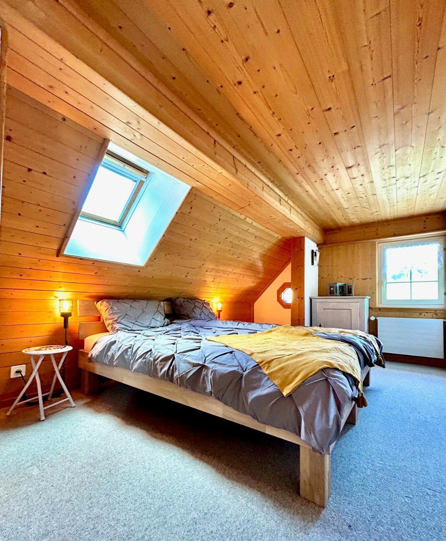 Apartmán Wunderschoene Maisonette-ferienwohnung In Stattlichem Toggenburgerhaus Sankt Peterzell